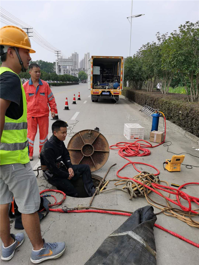 湖滨翻衬法管道修复技术主要工序